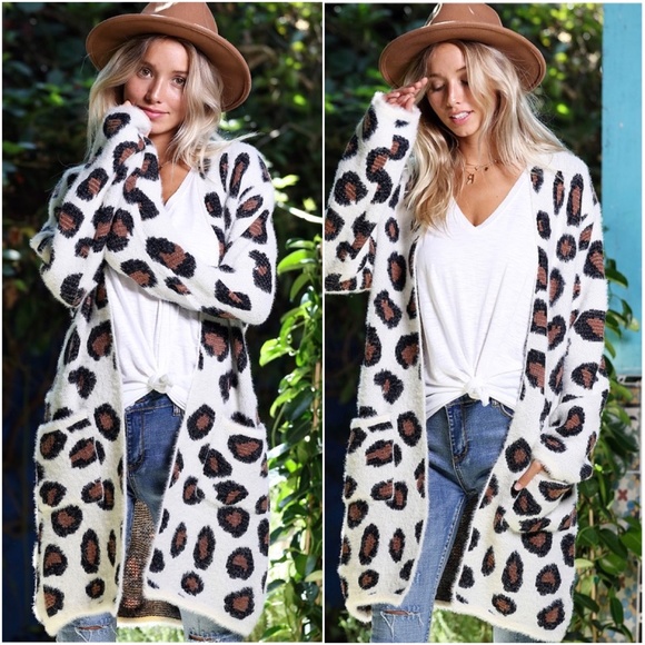 Leopard Print Open Front fuzzy Pocket Cardigan - Picture 2 of 4